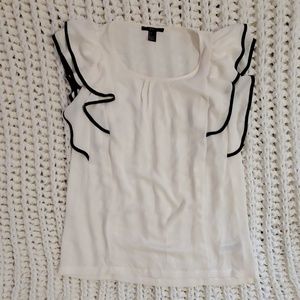 ❗2 for $20❗Off white flowy Forever 21 blouse